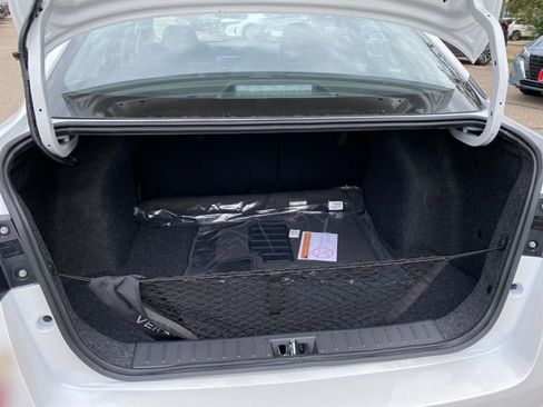 New 2025 Nissan Versa SV w/ Trunk Package image 21