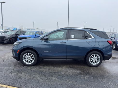 Used 2024 Chevrolet Equinox LT w/ LPO, Floor Liner Package image 6