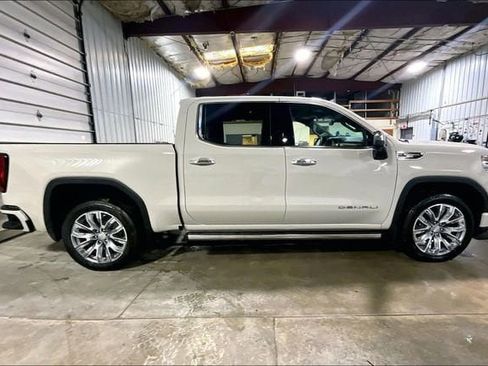 New 2026 GMC Sierra 1500 Denali w/ Denali Reserve Package AWD/4WD image 5