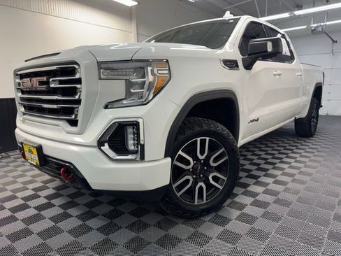 Used 2020 GMC Sierra 1500 AT4 w/ AT4 Preferred Package image 3