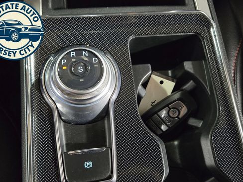 Used 2022 Ford Edge ST-Line AWD/4WD image 18