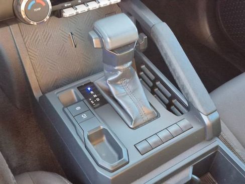 Used 2025 Toyota Tacoma SR image 12