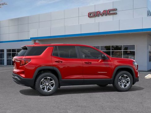 Used 2026 GMC Terrain Elevation w/ Technology Package II FWD image 5