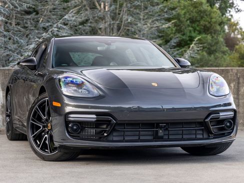 Used 2018 Porsche Panamera Turbo S image 6