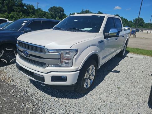 Used 2019 Ford F150 Platinum w/ Equipment Group 701A Luxury AWD/4WD image 3
