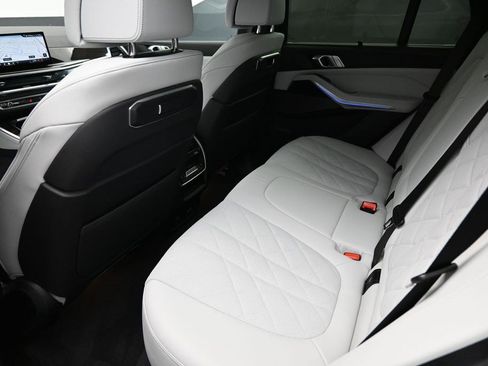 Used 2026 BMW X5 sDrive40i w/ Climate Comfort Package RWD image 18