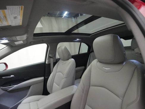 Used 2021 Cadillac XT4 Premium Luxury AWD/4WD image 32