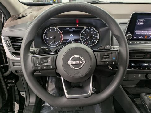 Used 2023 Nissan Rogue SV image 20