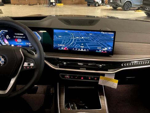 New 2026 BMW X5 sDrive40i w/ Premium Package image 6