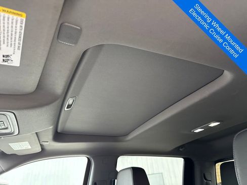 Used 2020 Chevrolet Silverado 1500 LT Trail Boss image 12