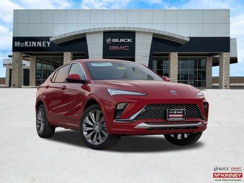 New 2026 Buick Envista Avenir image 1