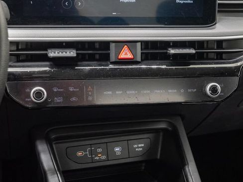 Used 2025 Kia K5 LXS FWD image 18