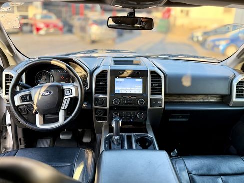 Used 2018 Ford F150 Lariat w/ Equipment Group 501A Mid AWD/4WD image 22