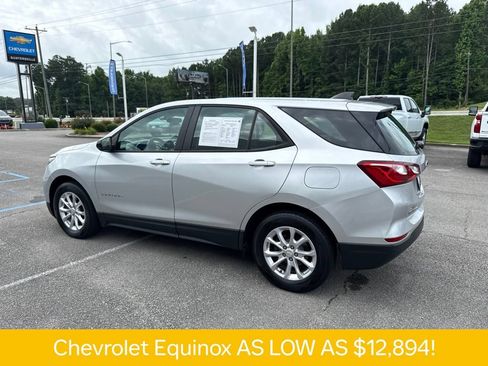 Used 2020 Chevrolet Equinox LS w/ LPO, Floor Liner Package FWD image 20