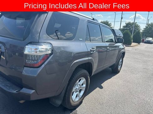 Used 2022 Toyota 4Runner SR5 RWD image 4