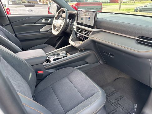 New 2026 Ford Explorer Tremor AWD/4WD image 38