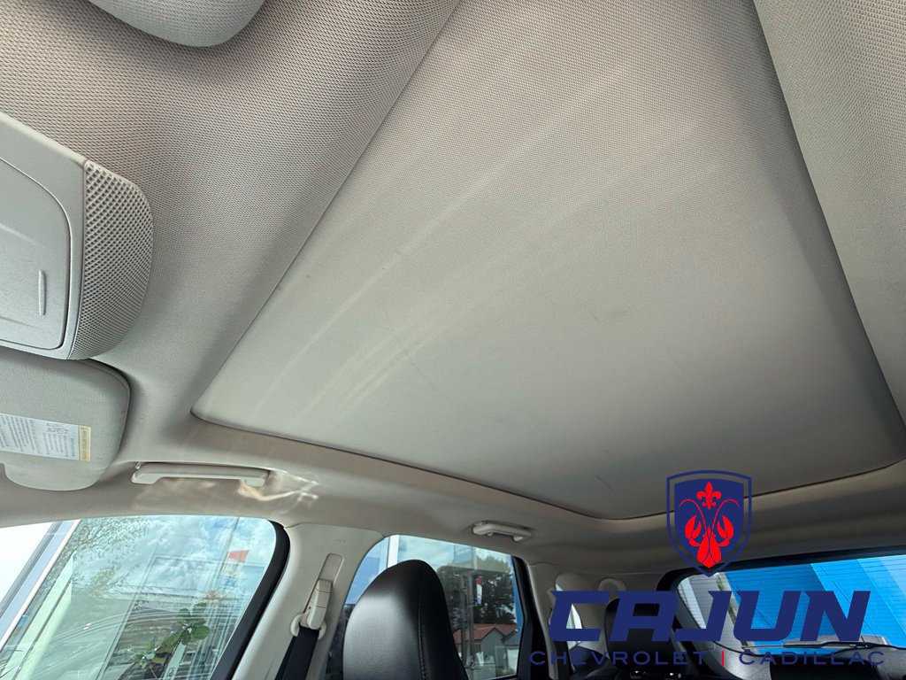 Used 2019 Ford Edge Titanium w/ Equipment Group 301A FWD image 14