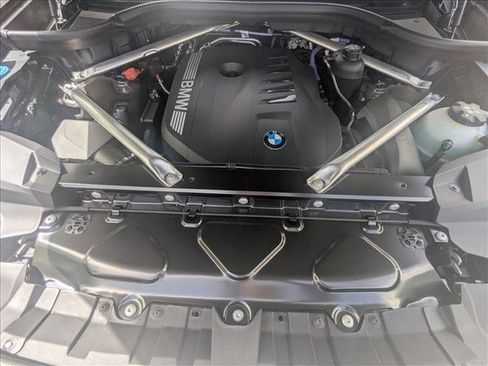 New 2026 BMW X7 xDrive40i image 18