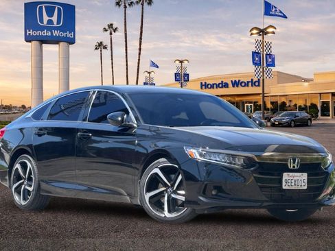 Used 2022 Honda Accord Sport image 2