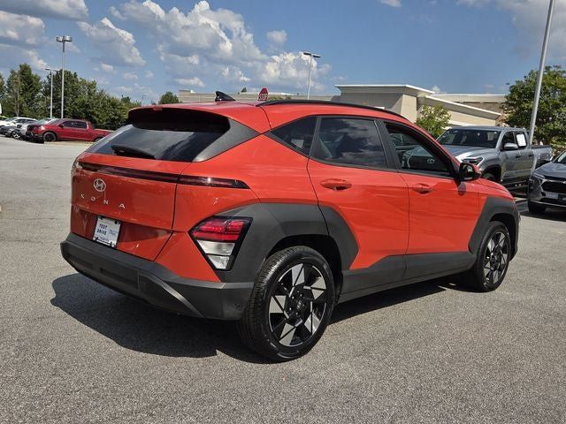 Used 2025 Hyundai Kona SEL FWD image 8