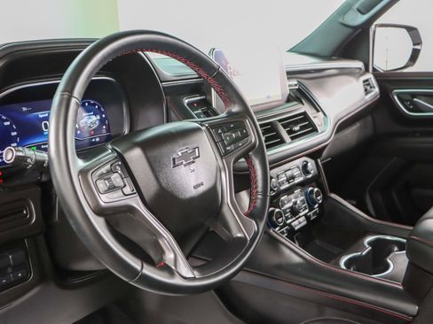 Used 2024 Chevrolet Suburban RST w/ Luxury Package image 26