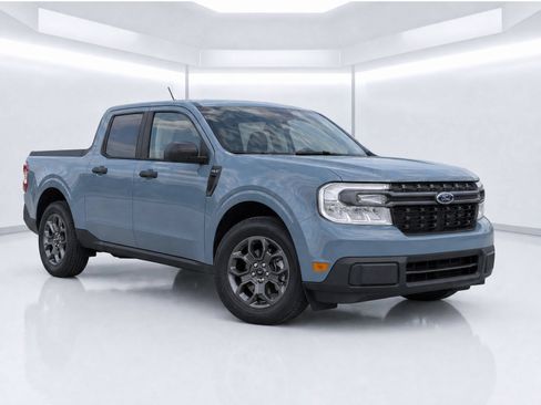 Used 2023 Ford Maverick XLT FWD image 6
