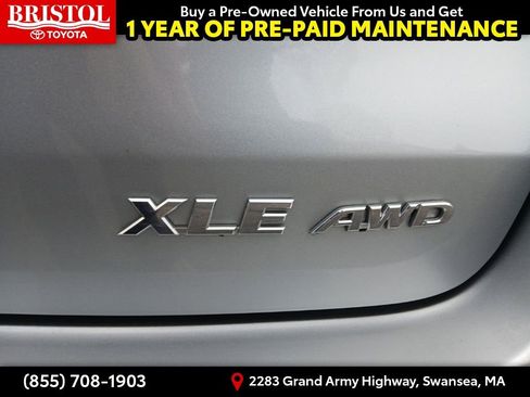 Used 2017 Toyota Highlander XLE w/ Carpet Mat Package image 37