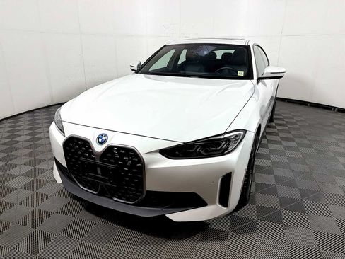 Used 2023 BMW i4 eDrive40 w/ Premium Package RWD image 3