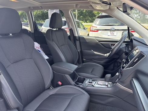 Used 2019 Subaru Forester Premium w/ All-Weather Package AWD/4WD image 16
