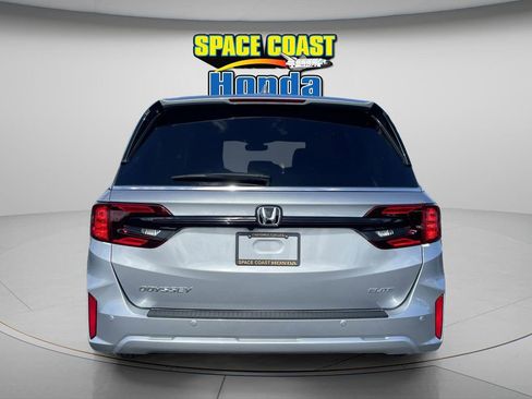 New 2026 Honda Odyssey Elite image 8