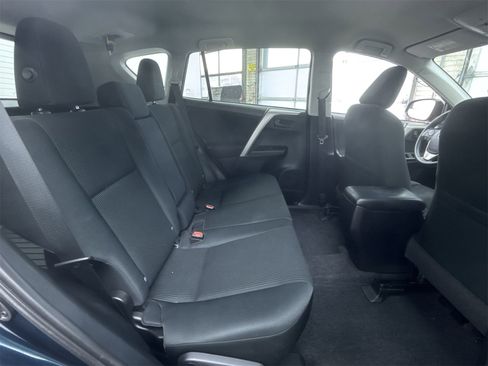 Used 2017 Toyota RAV4 LE w/ All Weather Liner Package image 41