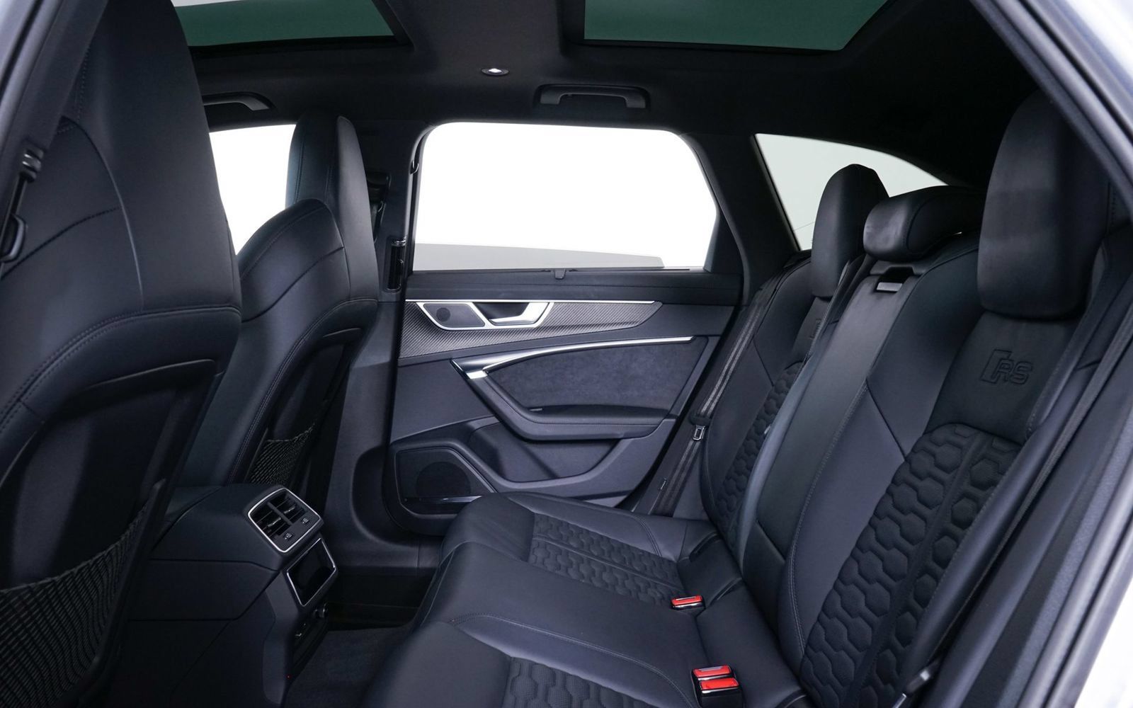 Used 2024 Audi RS 6 performance AWD/4WD image 23