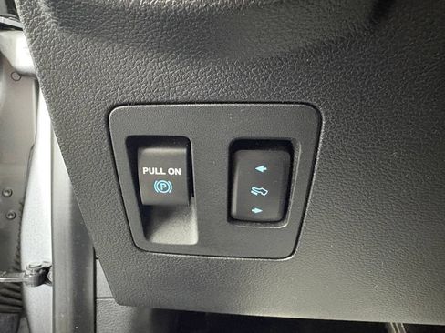 Used 2020 Ford F150 Lariat AWD/4WD image 19
