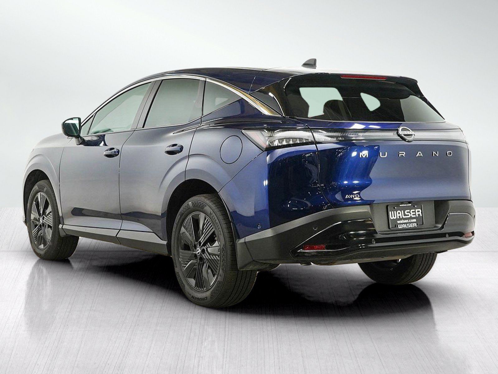 Used 2025 Nissan Murano SV AWD/4WD image 3