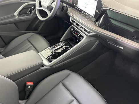 New 2025 Audi Q5 Premium Plus image 15