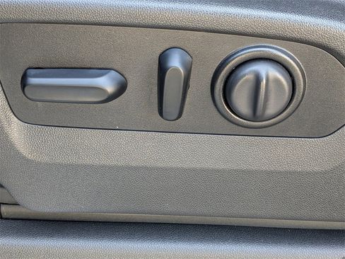 Used 2021 Chevrolet Silverado 1500 RST image 20