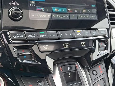 Used 2023 Honda Odyssey Touring image 18
