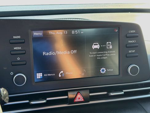 Used 2023 Hyundai Elantra SEL FWD image 12