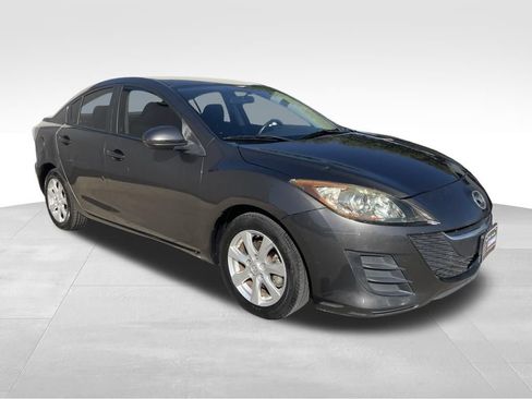 Used 2010 MAZDA MAZDA3 i Touring FWD image 3