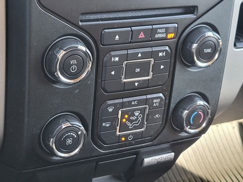 Used 2013 Ford F150 XLT w/ Luxury Equipment Group AWD/4WD image 17