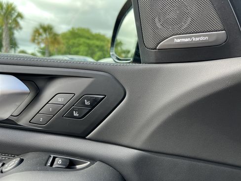 Certified 2025 BMW X5 M60i image 39