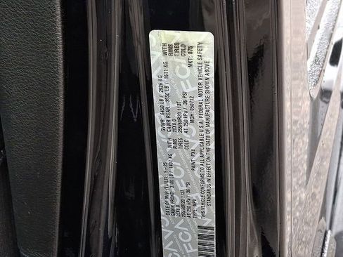 Used 2025 Jeep Wrangler Unlimited Sahara w/ Safety Group image 28