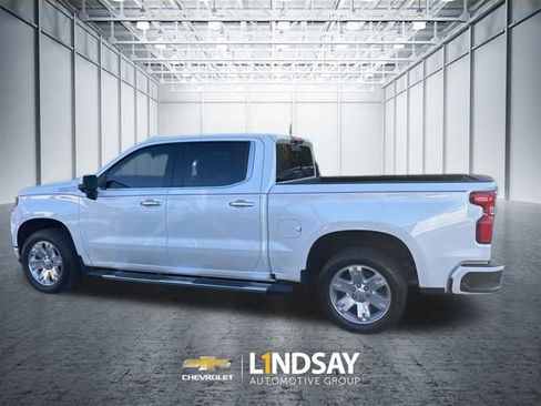 Used 2020 Chevrolet Silverado 1500 High Country w/ Technology Package image 27
