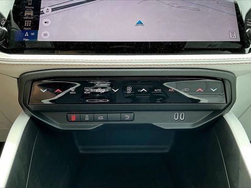 New 2026 Jeep Cherokee Limited AWD/4WD image 17