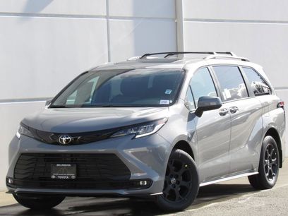 New 2026 Toyota Sienna XLE Woodland Edition