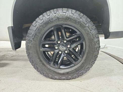 Used 2023 Chevrolet Silverado 1500 LT Trail Boss w/ Protection Package image 44