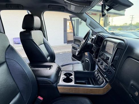 Used 2016 Chevrolet Silverado 3500 LTZ AWD/4WD image 14