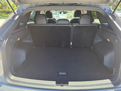 Used 2022 Volkswagen Atlas Cross Sport SE FWD image 15