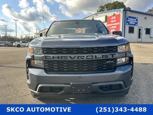 Used 2021 Chevrolet Silverado 1500 Custom image 32