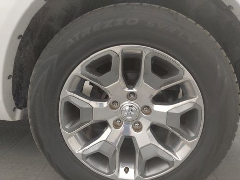 Used 2017 RAM 1500 Limited image 31